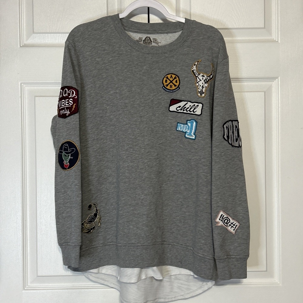 American Rag CIE Gray Patchwork Graphic Sweatshirt L Crewneck Cotton Blend